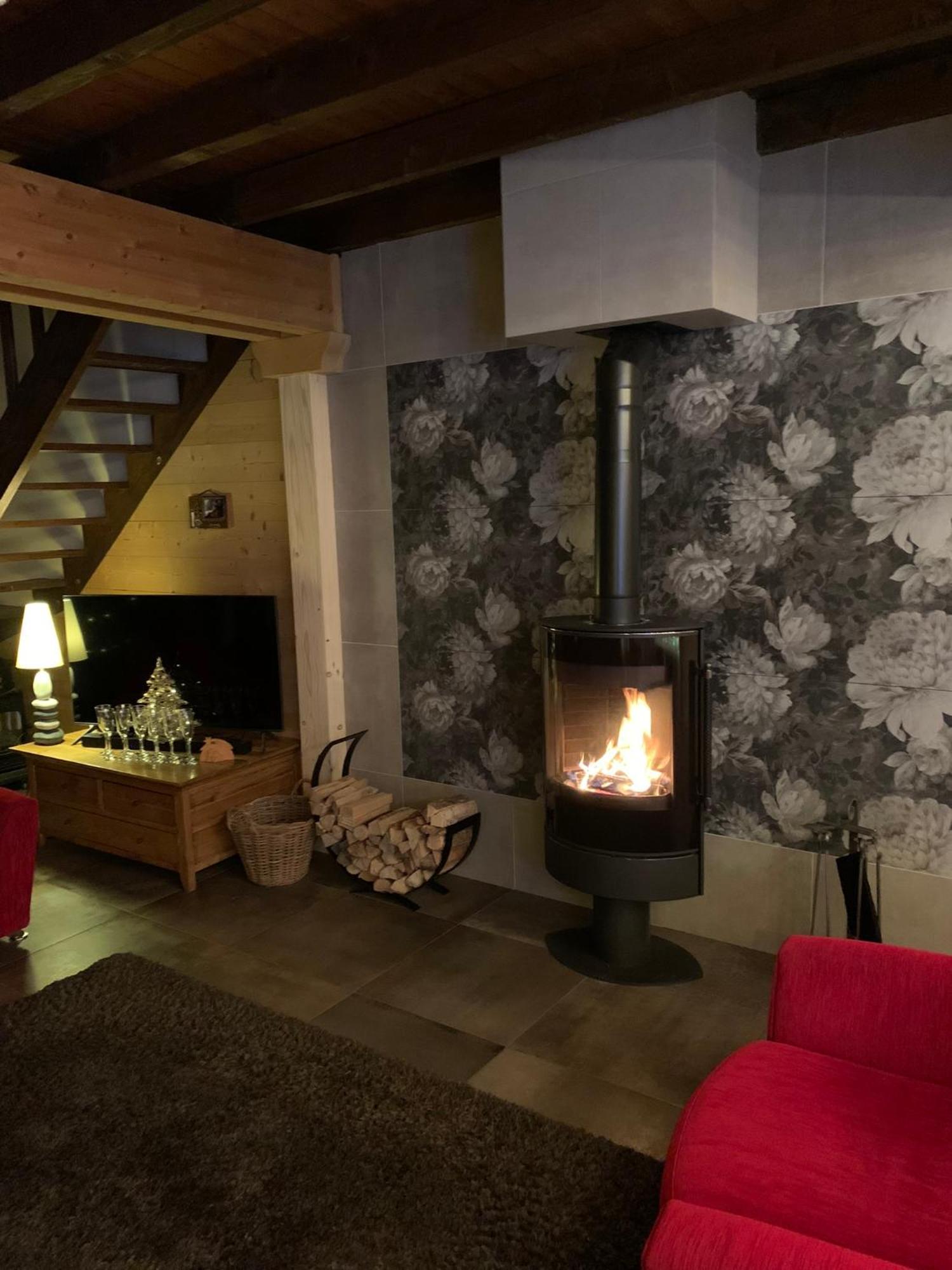 Spacious Ski Chalet In Traditional French Village, Sleeps 8, Four Star With Fibre Broadband Абонданс Екстер'єр фото